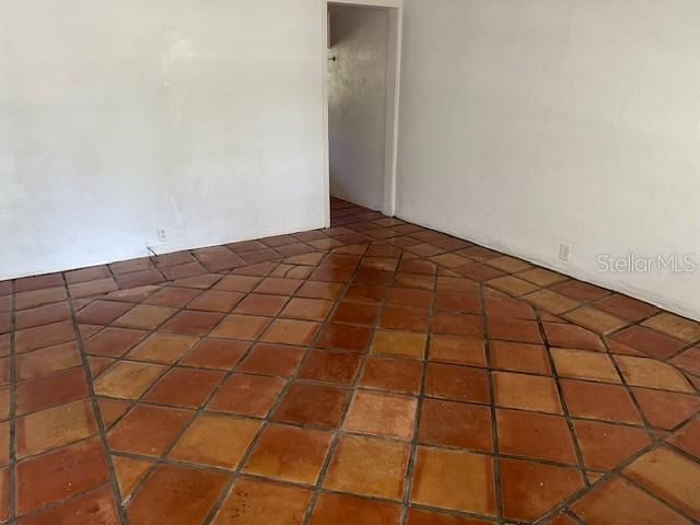 2120 E WASHINGTON STREET, Orlando, FL 32803