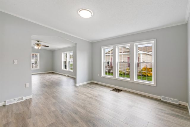 319 Salmon Avenue, Portsmouth, NH 03801
