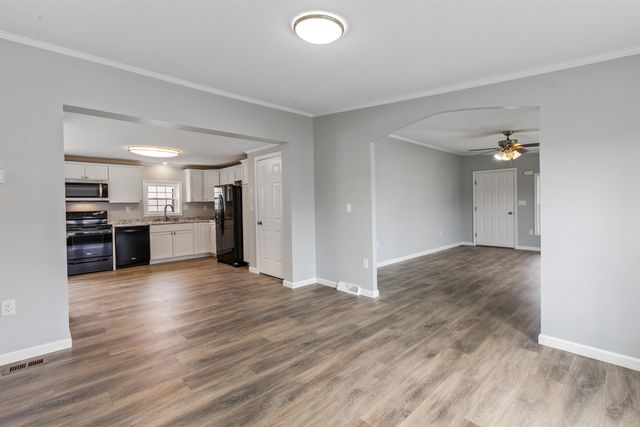 319 Salmon Avenue, Portsmouth, NH 03801