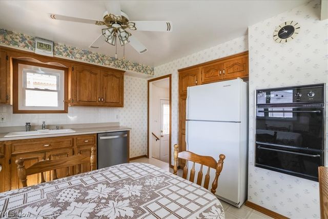 2915 Friar Drive, Parma, OH 44134