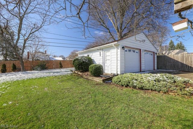 2915 Friar Drive, Parma, OH 44134