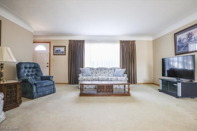 2915 Friar Drive, Parma, OH 44134