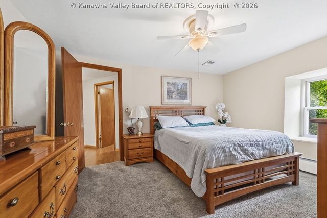 16 B Street, St Albans, WV 25177