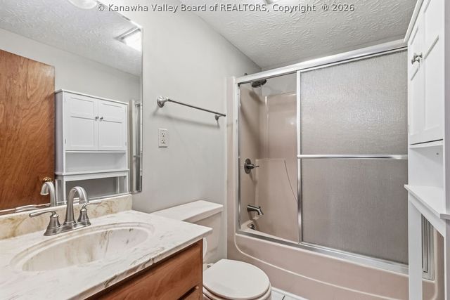 16 B Street, St Albans, WV 25177