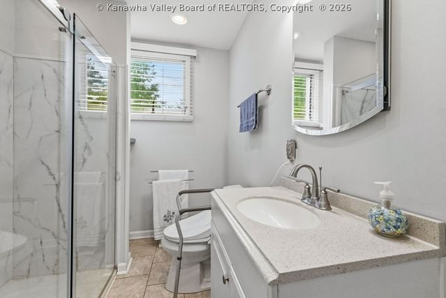 16 B Street, St Albans, WV 25177