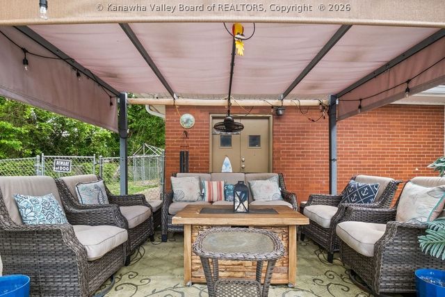 16 B Street, St Albans, WV 25177