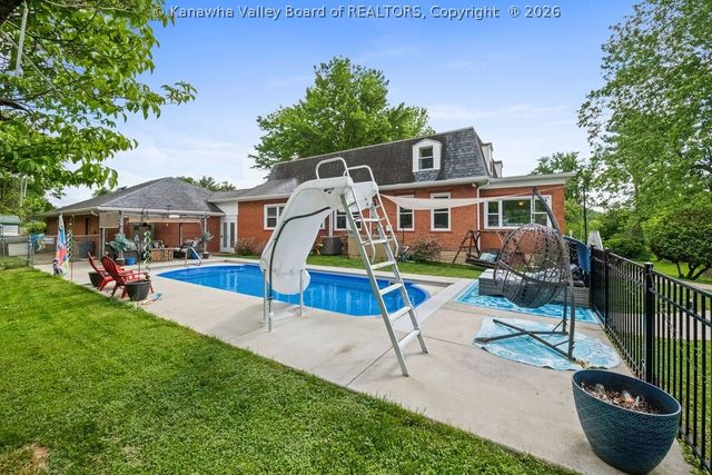 16 B Street, St Albans, WV 25177