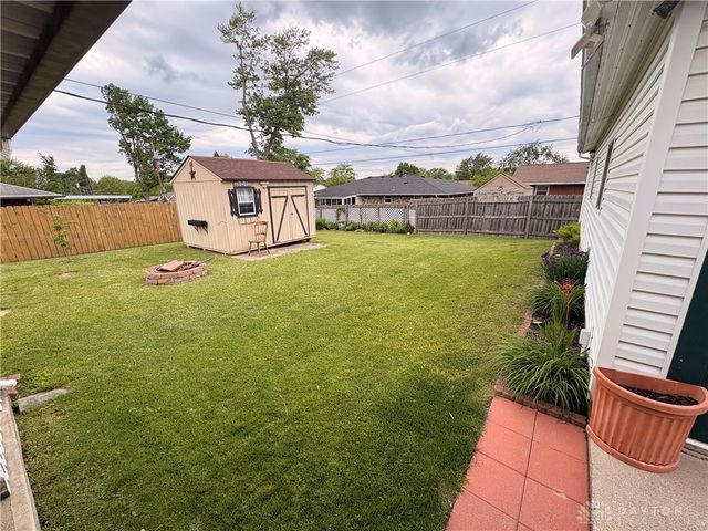 6041 Leycross Drive, Huber Heights, OH 45424