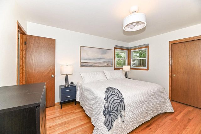 3020 Navajo TRAIL, Racine, WI 53404