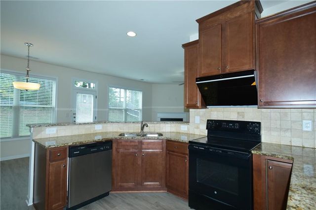 3094 Tofte Drive, Duluth, GA 30096