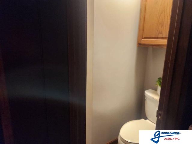 7061 E Maple Road, Holmesville, NE 68310