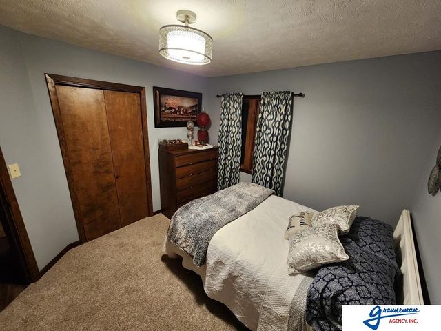 7061 E Maple Road, Holmesville, NE 68310