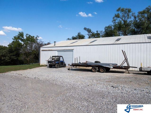 7061 E Maple Road, Holmesville, NE 68310