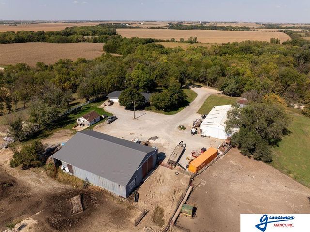 7061 E Maple Road, Holmesville, NE 68310