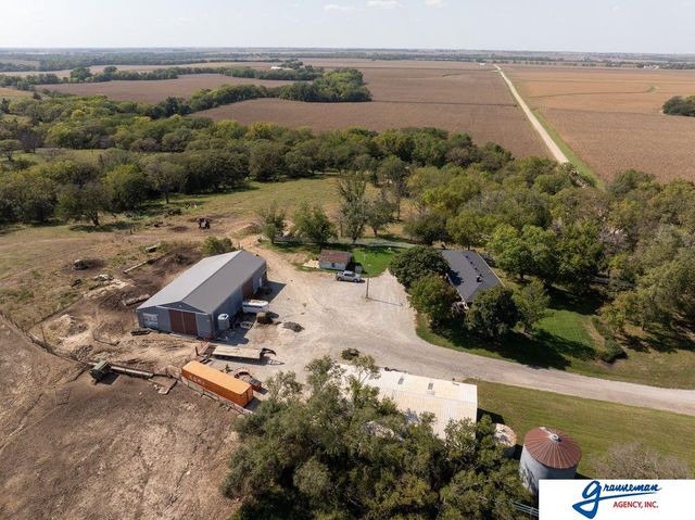 7061 E Maple Road, Holmesville, NE 68310