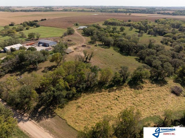 7061 E Maple Road, Holmesville, NE 68310