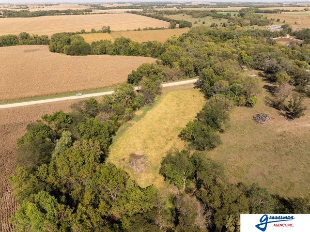 7061 E Maple Road, Holmesville, NE 68310