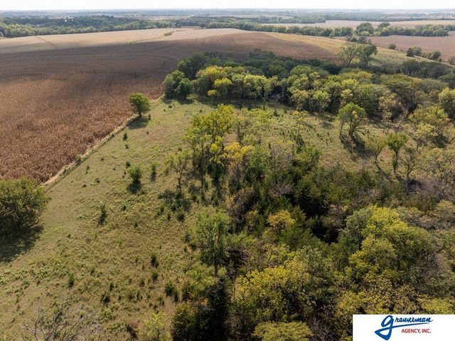 7061 E Maple Road, Holmesville, NE 68310