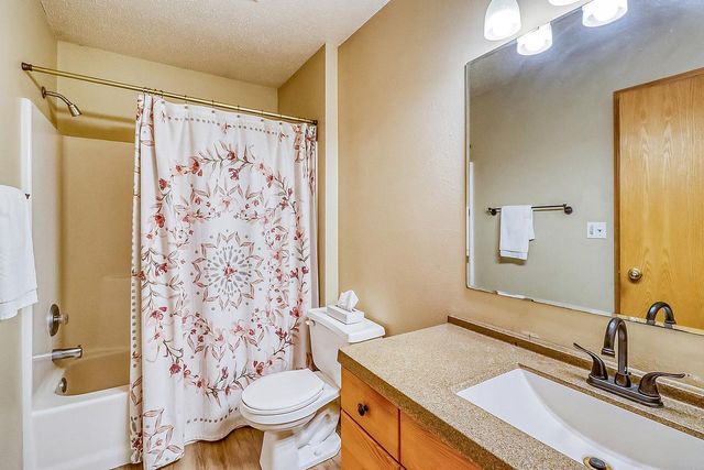 4562 50th Street S, Moorhead, MN 56560