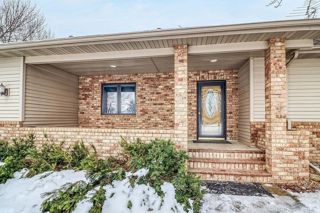 4562 50th Street S, Moorhead, MN 56560