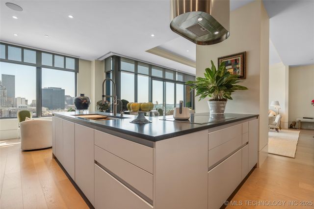 405 N Main Street 7E, Tulsa, OK 74103