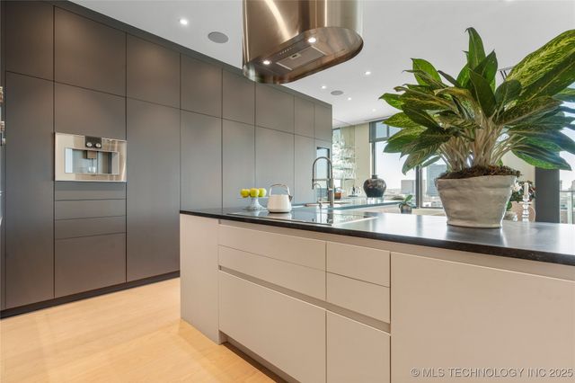 405 N Main Street 7E, Tulsa, OK 74103