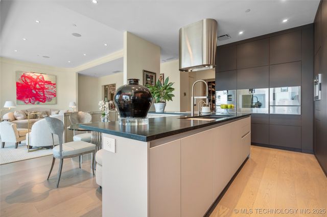 405 N Main Street 7E, Tulsa, OK 74103