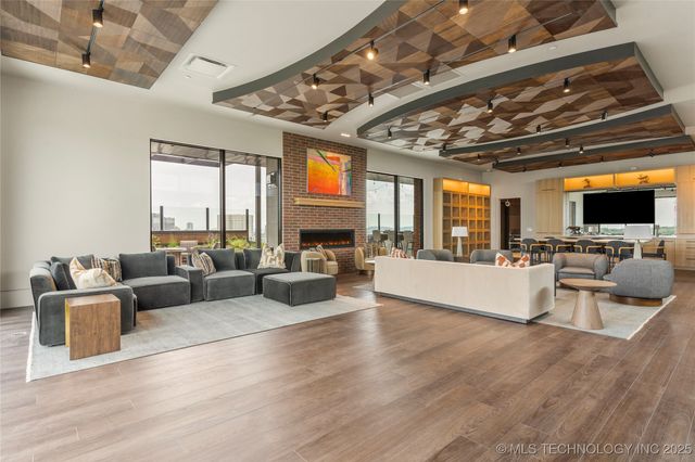 405 N Main Street 7E, Tulsa, OK 74103