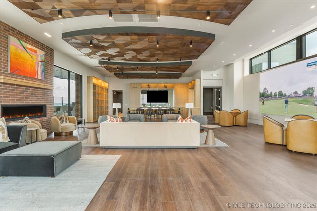 405 N Main Street 7E, Tulsa, OK 74103