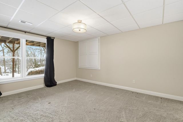 60 CUSTER Terrace, Bettendorf, IA 52722