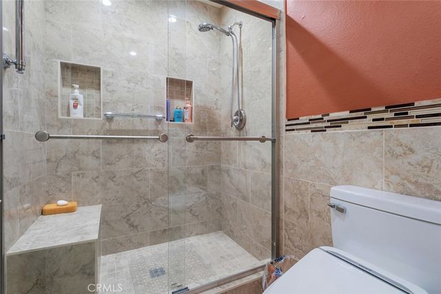 66 Mockingbird Court, Oak Park, CA 91377