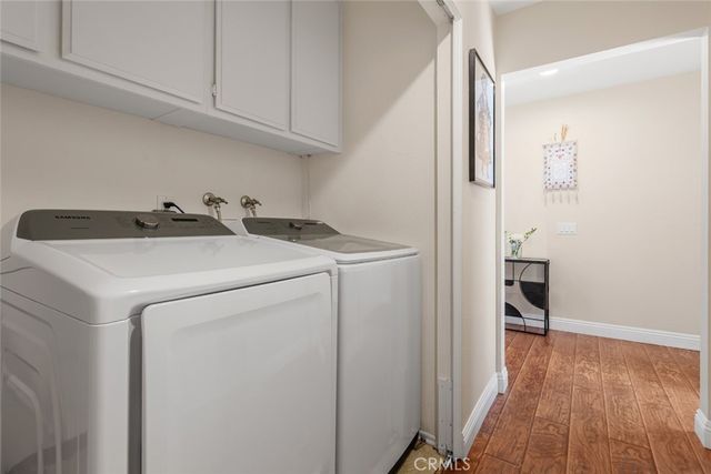 66 Mockingbird Court, Oak Park, CA 91377
