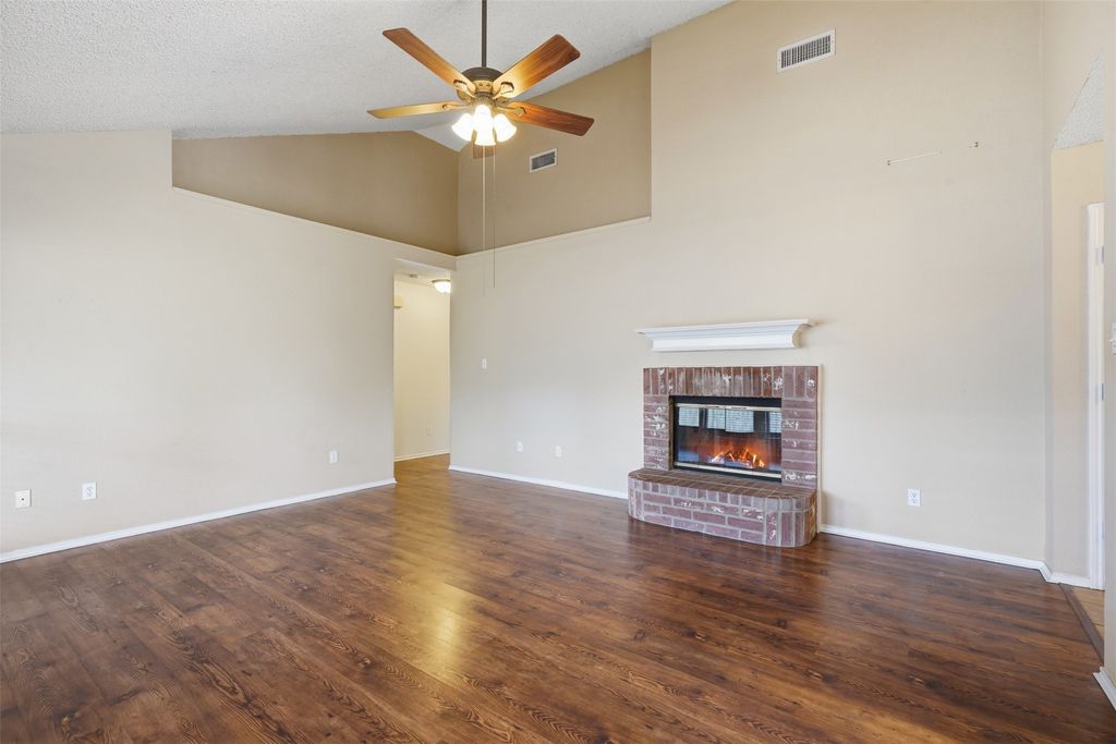 214 Merlin Drive, Weatherford, TX 76086 — photo 5