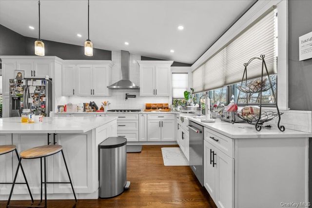 85 Joline Road, Port Jefferson Station, NY 11776