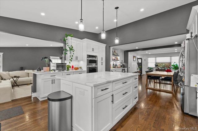 85 Joline Road, Port Jefferson Station, NY 11776