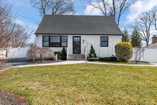 85 Joline Road, Port Jefferson Station, NY 11776