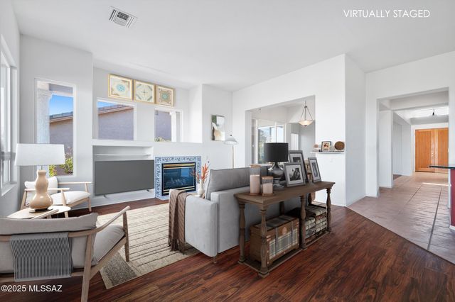 2092 W Vista Ridge Drive, Green Valley, AZ 85622