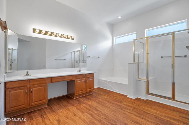 2092 W Vista Ridge Drive, Green Valley, AZ 85622