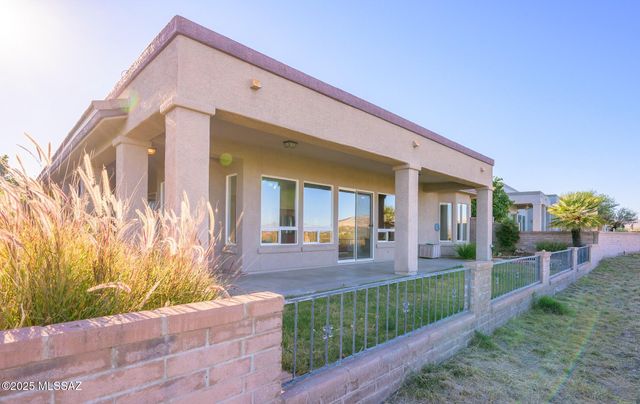2092 W Vista Ridge Drive, Green Valley, AZ 85622