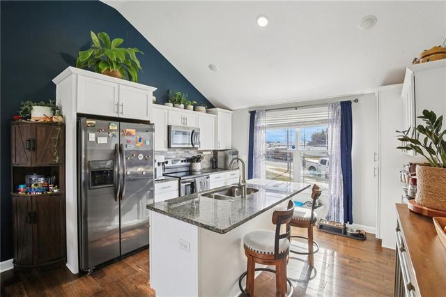 102 Division Street, Knob Noster, MO 65336