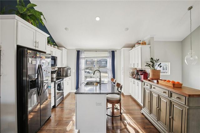 102 Division Street, Knob Noster, MO 65336