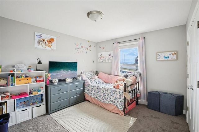 102 Division Street, Knob Noster, MO 65336