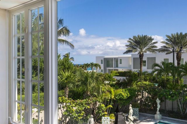 1048 S Ocean Boulevard, Palm Beach, FL 33480