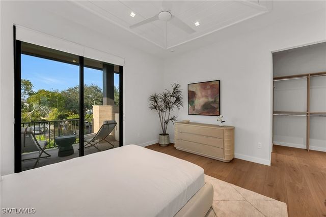 788 7th AVE N, Naples, FL 34102