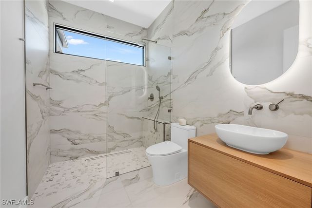 788 7th AVE N, Naples, FL 34102