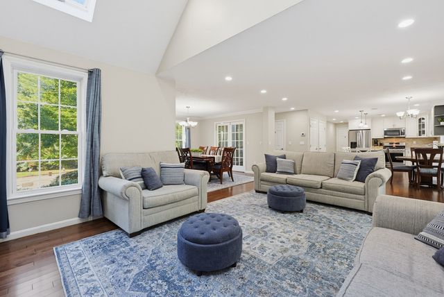 8 Wind Chime Way, Walpole, MA 02081