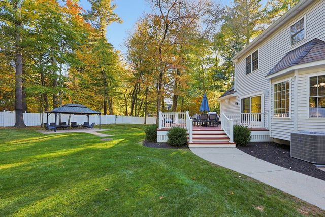 8 Wind Chime Way, Walpole, MA 02081