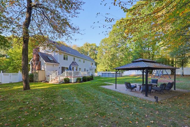 8 Wind Chime Way, Walpole, MA 02081
