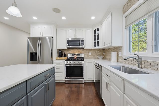 8 Wind Chime Way, Walpole, MA 02081
