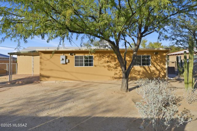 4766 E 17th Street, Tucson, AZ 85711